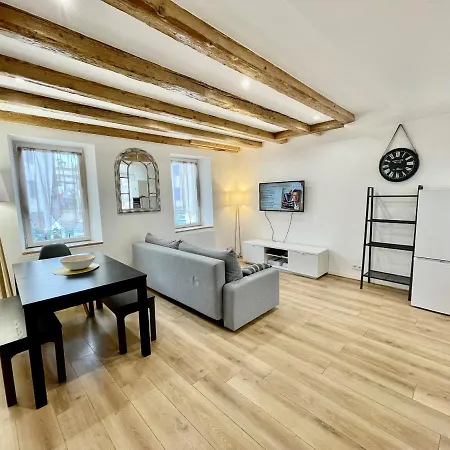 La Maison De Jade גקס